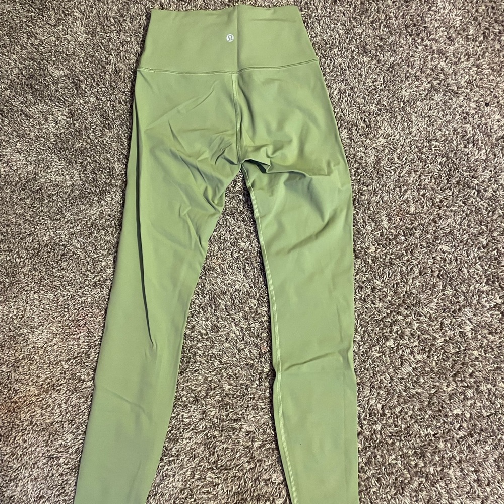 Green Lululemon Leggings Size 6
